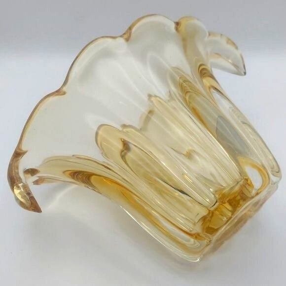 Vintage Hand Blown Amber Yellow Ribbed Glass Fan Vase - Picture 3 of 6